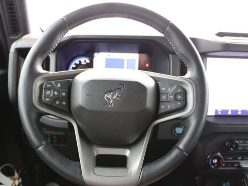 Used 2024 Ford Bronco Badlands AWD/4WD image 34
