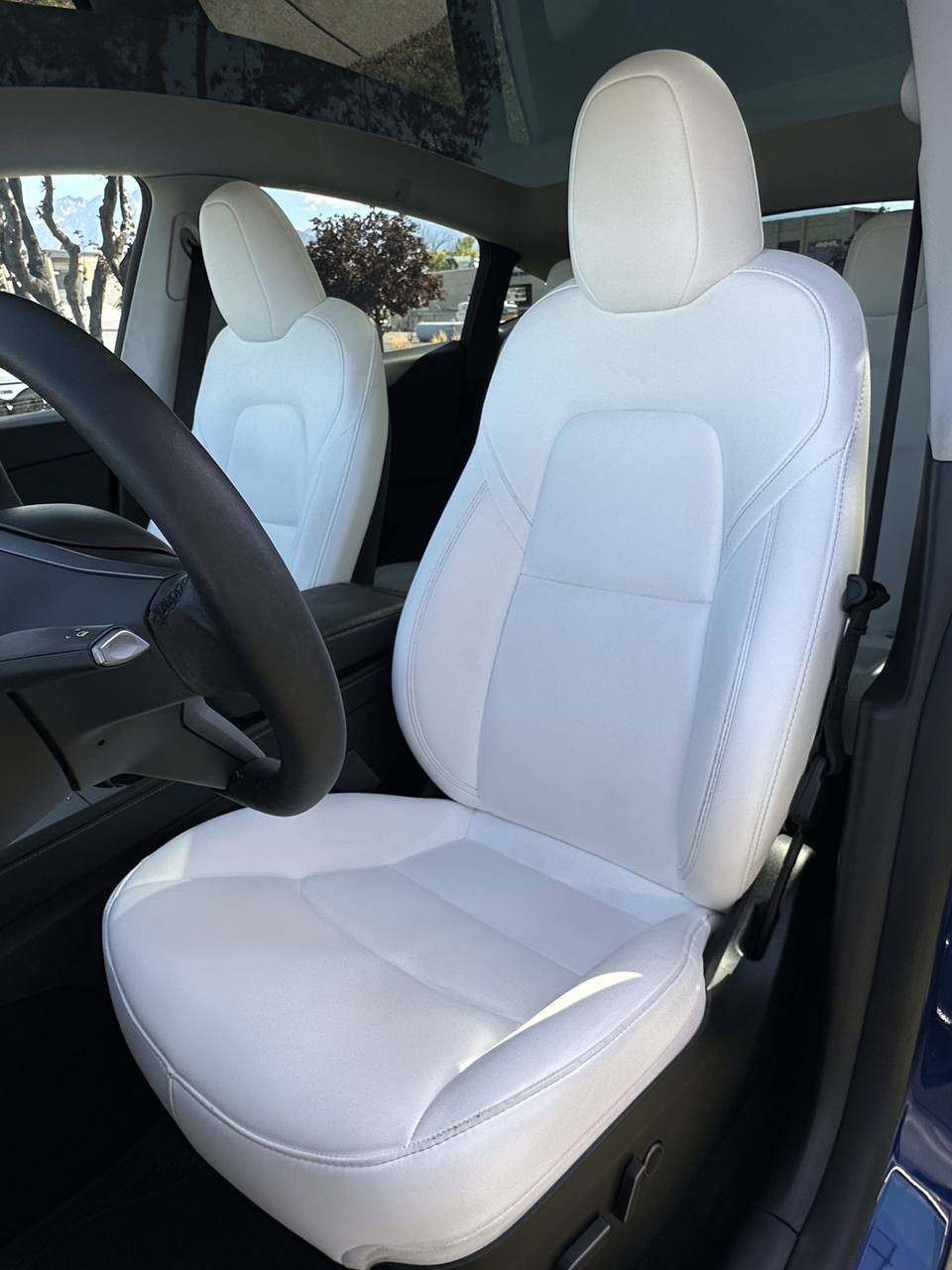 Used 2024 Tesla Model Y Long Range AWD/4WD image 16