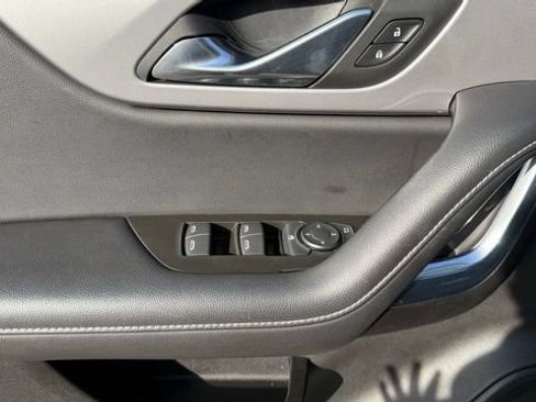 Used 2024 Chevrolet Blazer LT image 18