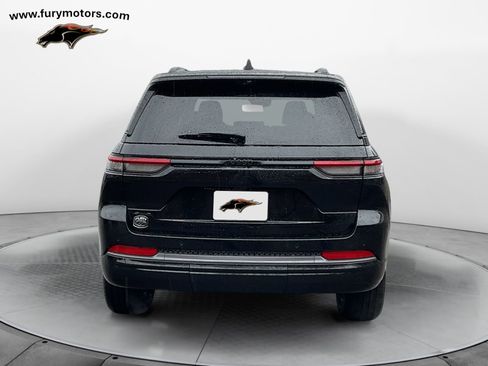 New 2026 Jeep Grand Cherokee Limited AWD/4WD image 4