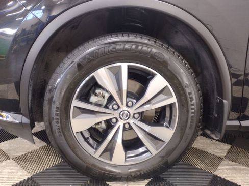 Used 2022 Nissan Murano S image 5