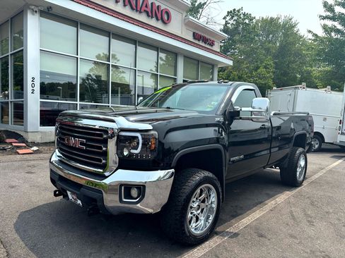 Used 2015 GMC Sierra 2500 SLE w/ SLE Preferred Package image 2
