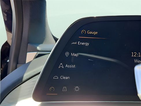 New 2024 Cadillac Lyriq Luxury image 19