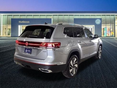 Certified 2025 Volkswagen Atlas SEL image 12