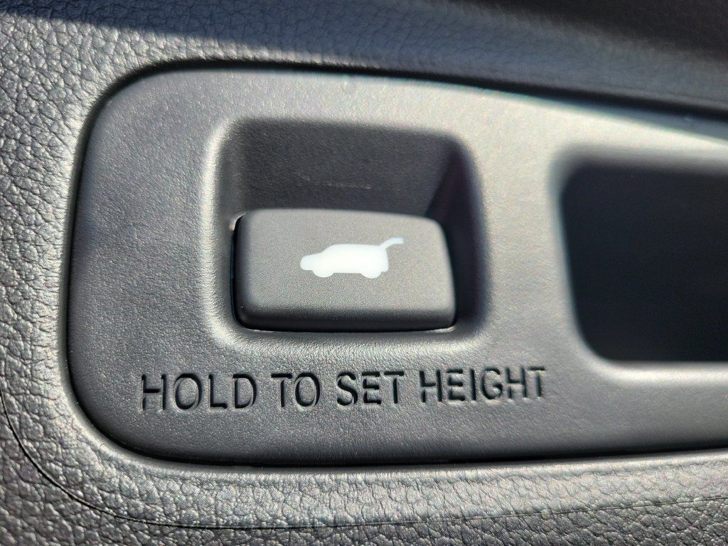 Certified 2026 Honda CR-V EX-L image 12