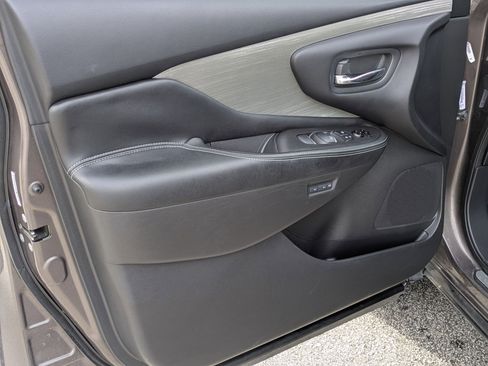 Used 2015 Nissan Murano SL w/ SL Technology Package image 11