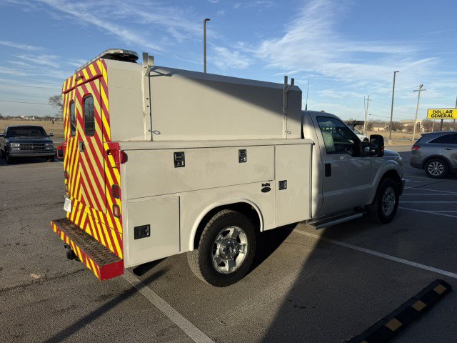 Used 2012 Ford F350 XLT RWD image 2