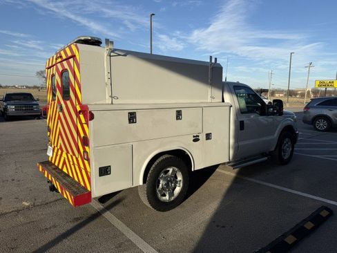 Used 2012 Ford F350 XLT image 2