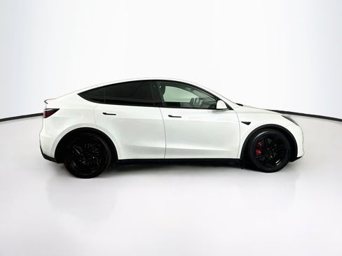 Used 2021 Tesla Model Y Performance AWD/4WD image 10