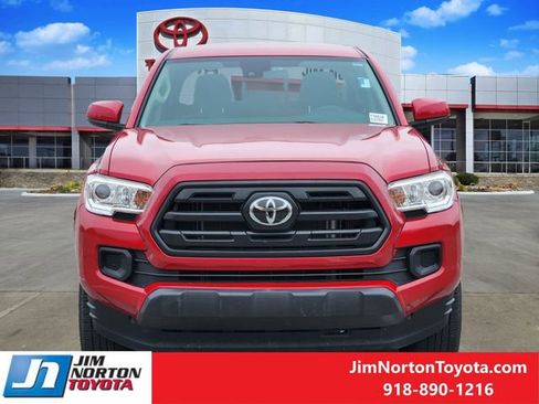 Used 2019 Toyota Tacoma SR image 2