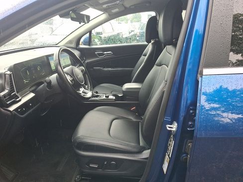 Used 2023 Kia Sportage EX FWD image 25