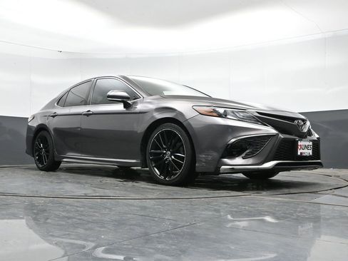 Used 2021 Toyota Camry XSE FWD image 41