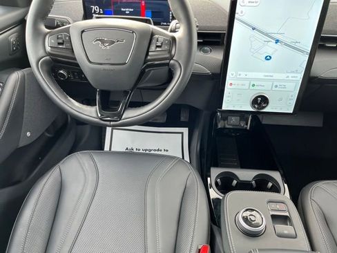 Used 2021 Ford Mustang Mach-E Premium image 18