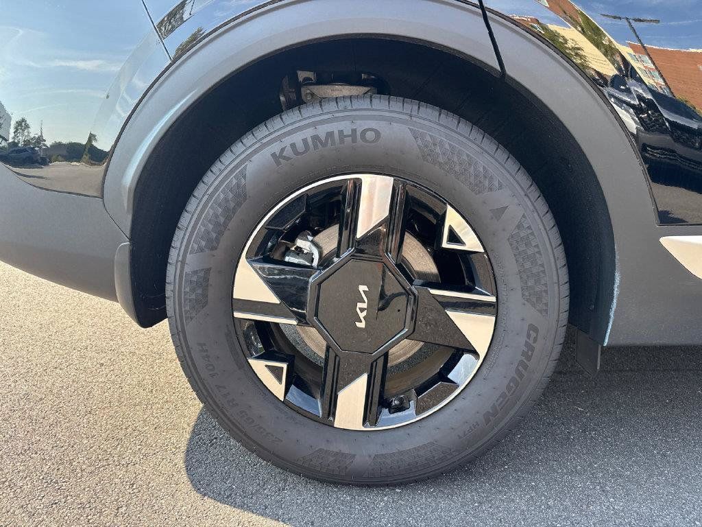 Used 2026 Kia Sportage LX w/ LX Convenience Package FWD image 17
