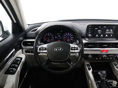 Used 2020 Kia Telluride S FWD image 14