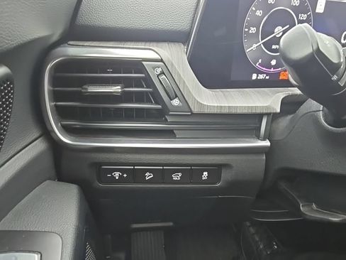 Used 2024 Kia Telluride SX w/ Towing Package AWD/4WD image 22
