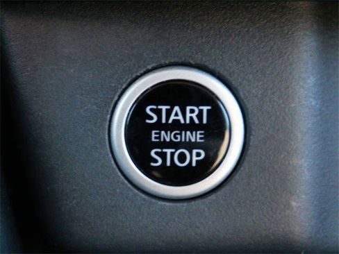 Used 2021 Nissan Rogue S image 25