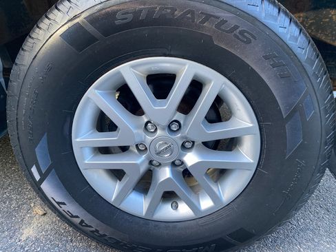 Used 2019 Nissan Frontier SV image 30