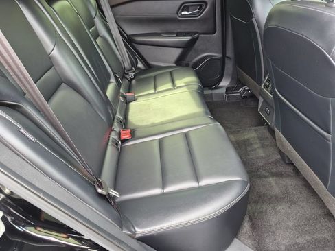 Used 2023 Nissan Rogue SV w/ SV Premium B Package FWD image 30