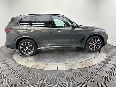 New 2026 BMW X5 xDrive40i w/ M Sport Package image 17