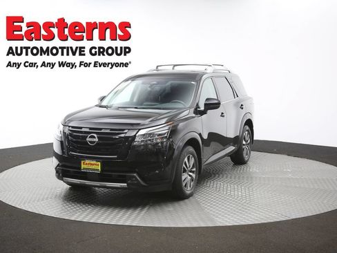 Used 2023 Nissan Pathfinder SL w/ Lighting Package (N92) AWD/4WD image 55
