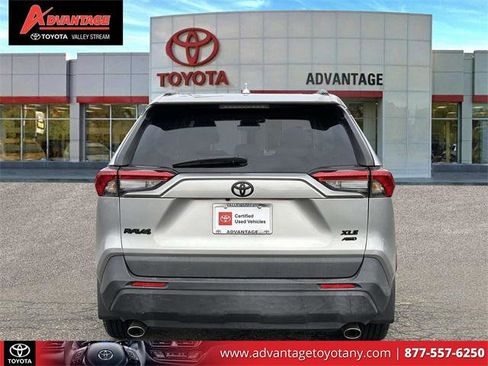 Certified 2021 Toyota RAV4 XLE Premium image 4