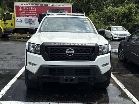 Certified 2022 Nissan Frontier S AWD/4WD image 3