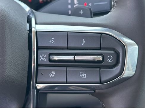 New 2026 GMC Terrain Denali w/ LPO, Floor Liner Package AWD/4WD image 29