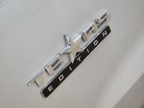 Used 2022 Chevrolet Silverado 1500 RST AWD/4WD image 27