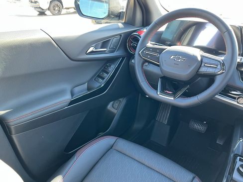 New 2026 Chevrolet Equinox RS image 12