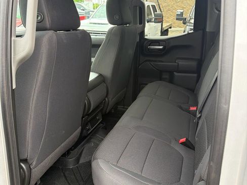 Used 2020 Chevrolet Silverado 1500 Custom Trail Boss w/ Custom Convenience Package AWD/4WD image 6