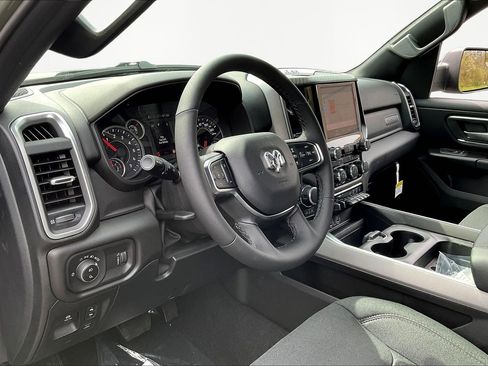 New 2026 RAM 1500 Big Horn AWD/4WD image 16
