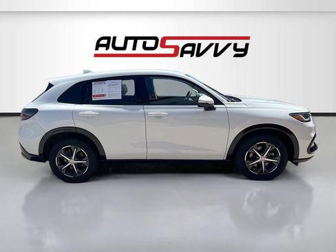 Used 2024 Honda HR-V EX-L image 8