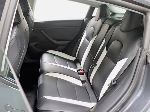 Used 2021 Tesla Model 3 Long Range image 27