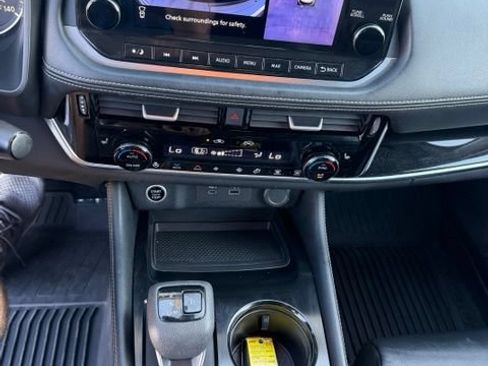 Used 2023 Nissan Rogue SL w/ SL Premium Package AWD/4WD image 31
