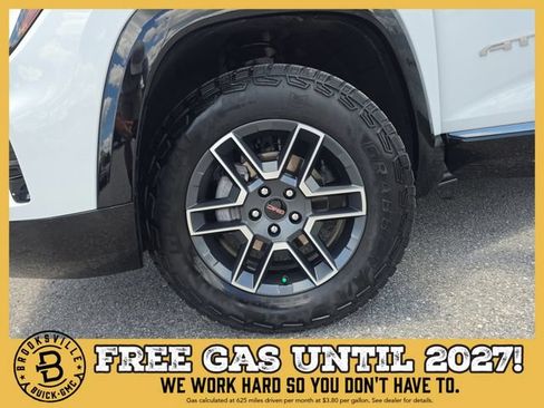New 2026 GMC Terrain AT4 w/ LPO, Floor Liner Package AWD/4WD image 30