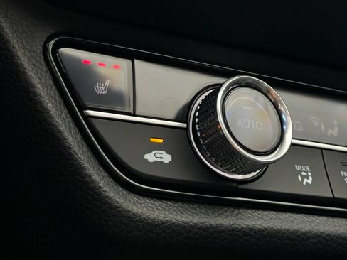 Certified 2025 Honda HR-V EX-L image 34