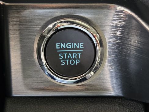 Used 2024 Ford F250 Lariat image 25