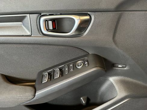 Used 2022 Honda Civic Sport image 18