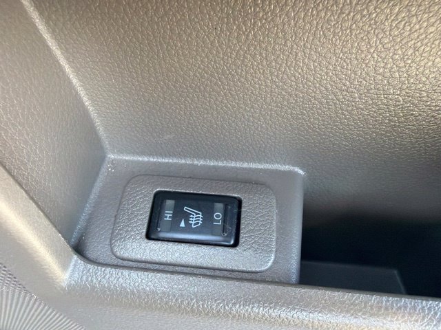 Used 2014 Nissan Murano S AWD/4WD image 20