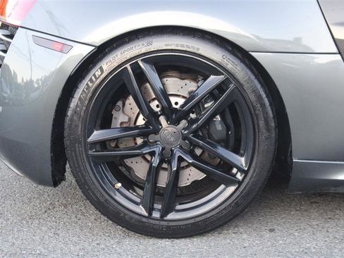 Used 2014 Audi R8 V10 image 25