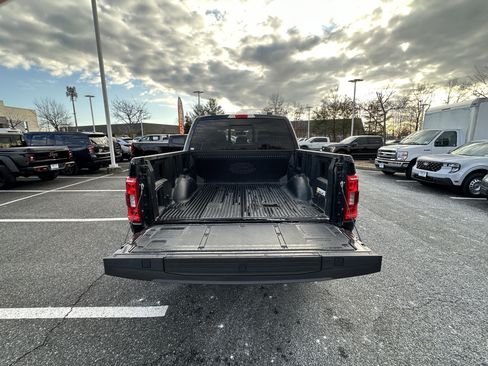 Used 2022 Ford F150 XLT w/ Equipment Group 302A High image 12