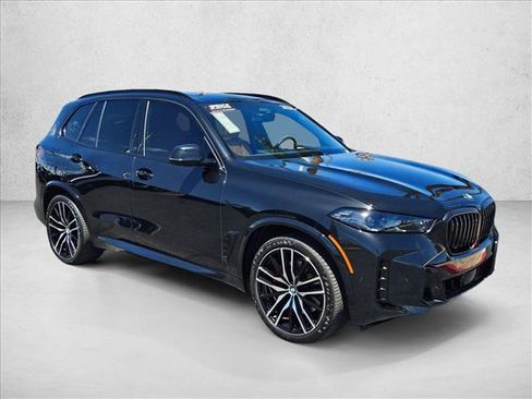 Used 2024 BMW X5 xDrive40i w/ Executive Package AWD/4WD image 3