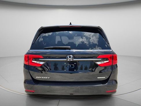 Used 2023 Honda Odyssey Touring image 5