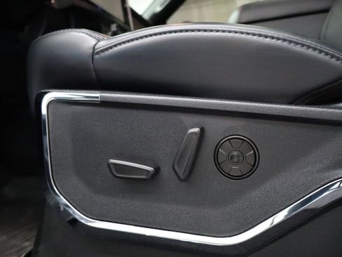 Used 2025 Ford F450 Platinum image 16