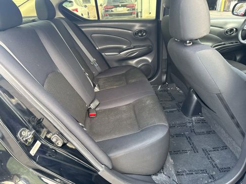 Used 2012 Nissan Versa SV w/ Convenience Pkg image 16