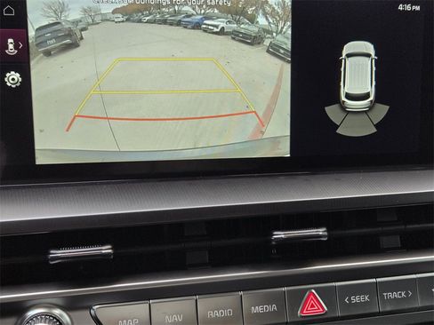 New 2025 Kia Telluride S image 13