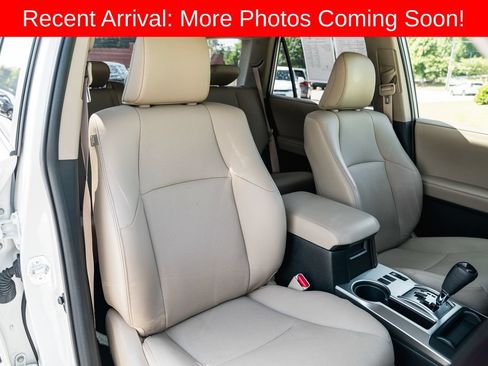 Certified 2022 Toyota 4Runner Limited AWD/4WD image 31