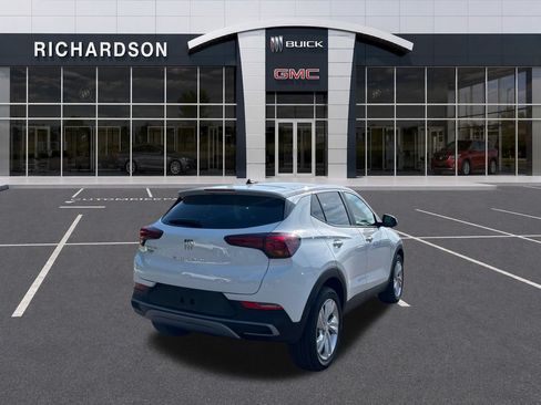 Used 2025 Buick Encore GX Preferred FWD image 5