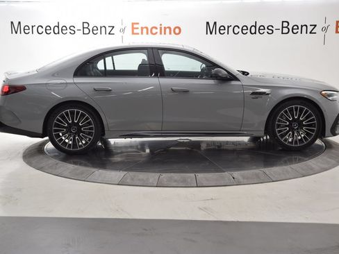 New 2026 Mercedes-Benz E 53 AMG e 4MATIC Sedan image 7